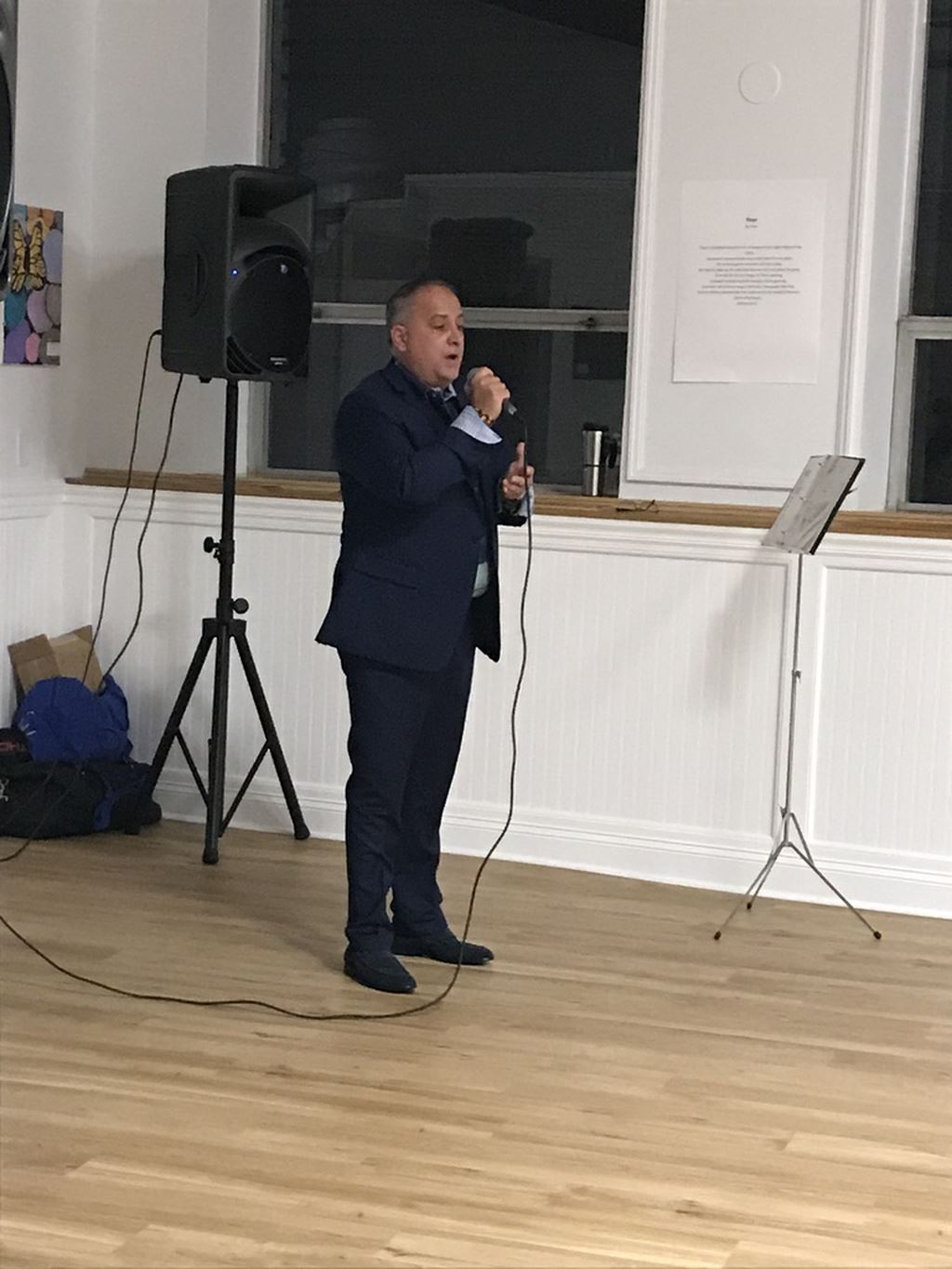 singing and pointing