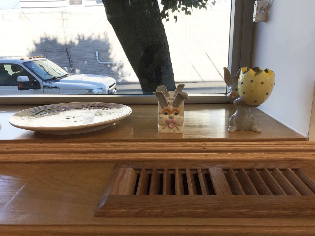 Easter bunny pottery