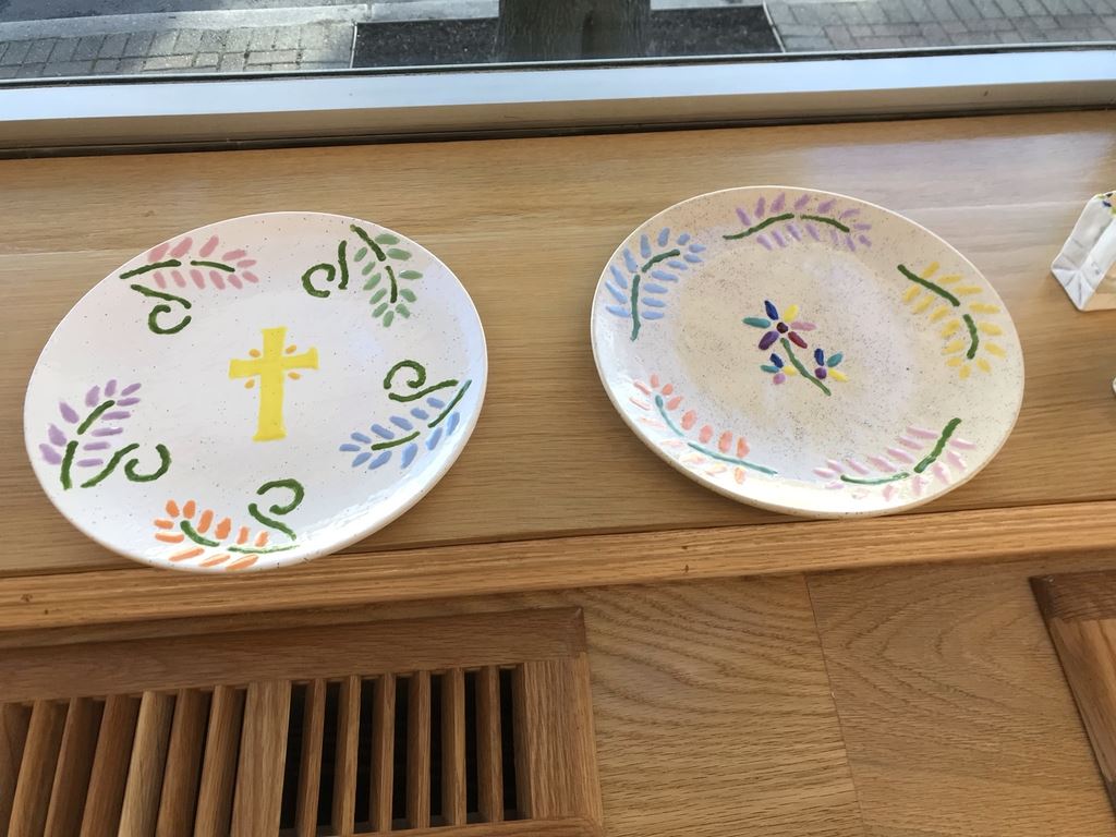 Easter plate paintings