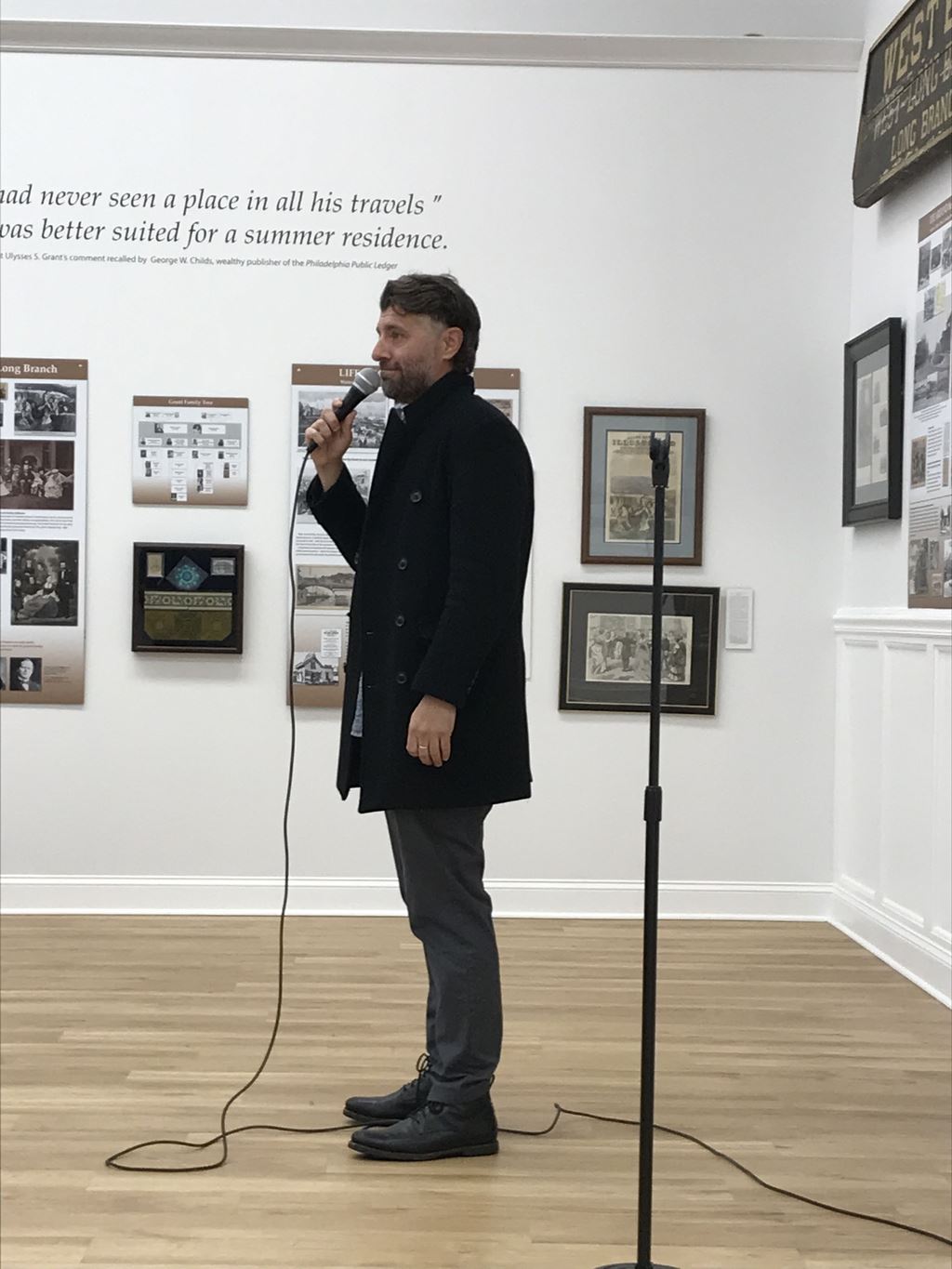 Comedy Night - Vin looking at audience
